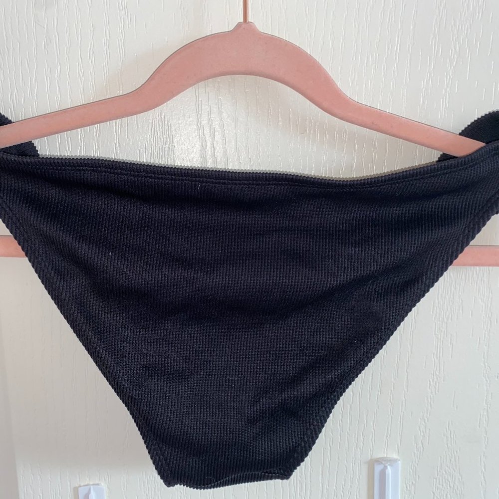 Bikini Set - Picture 4 of 4